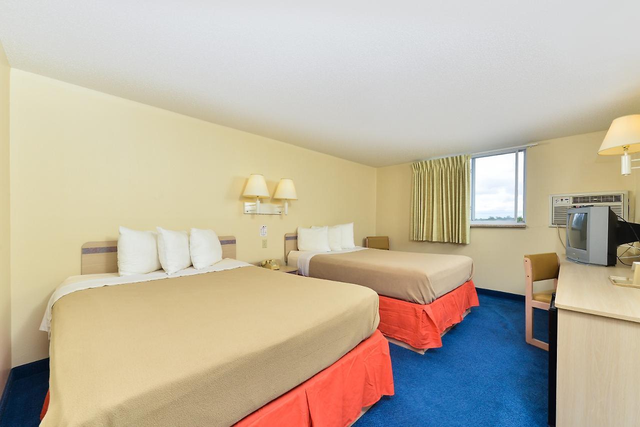Americas Best Value Inn Jefferson City Exterior foto