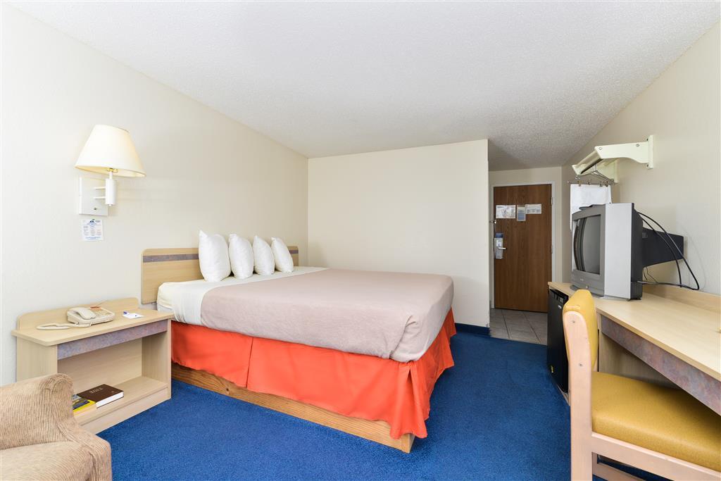 Americas Best Value Inn Jefferson City Habitación foto