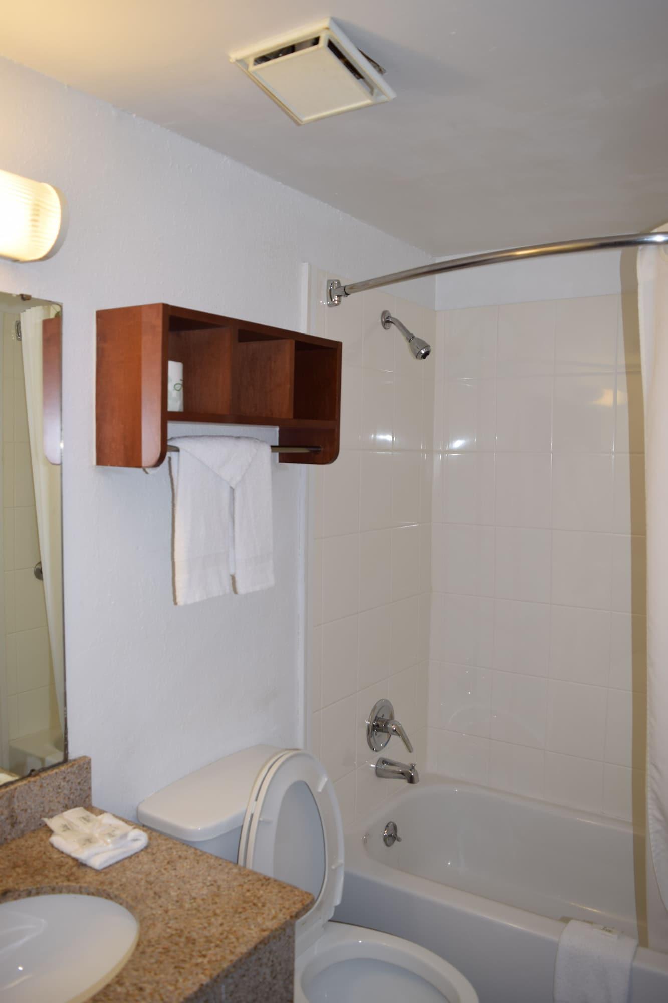 Americas Best Value Inn Jefferson City Exterior foto