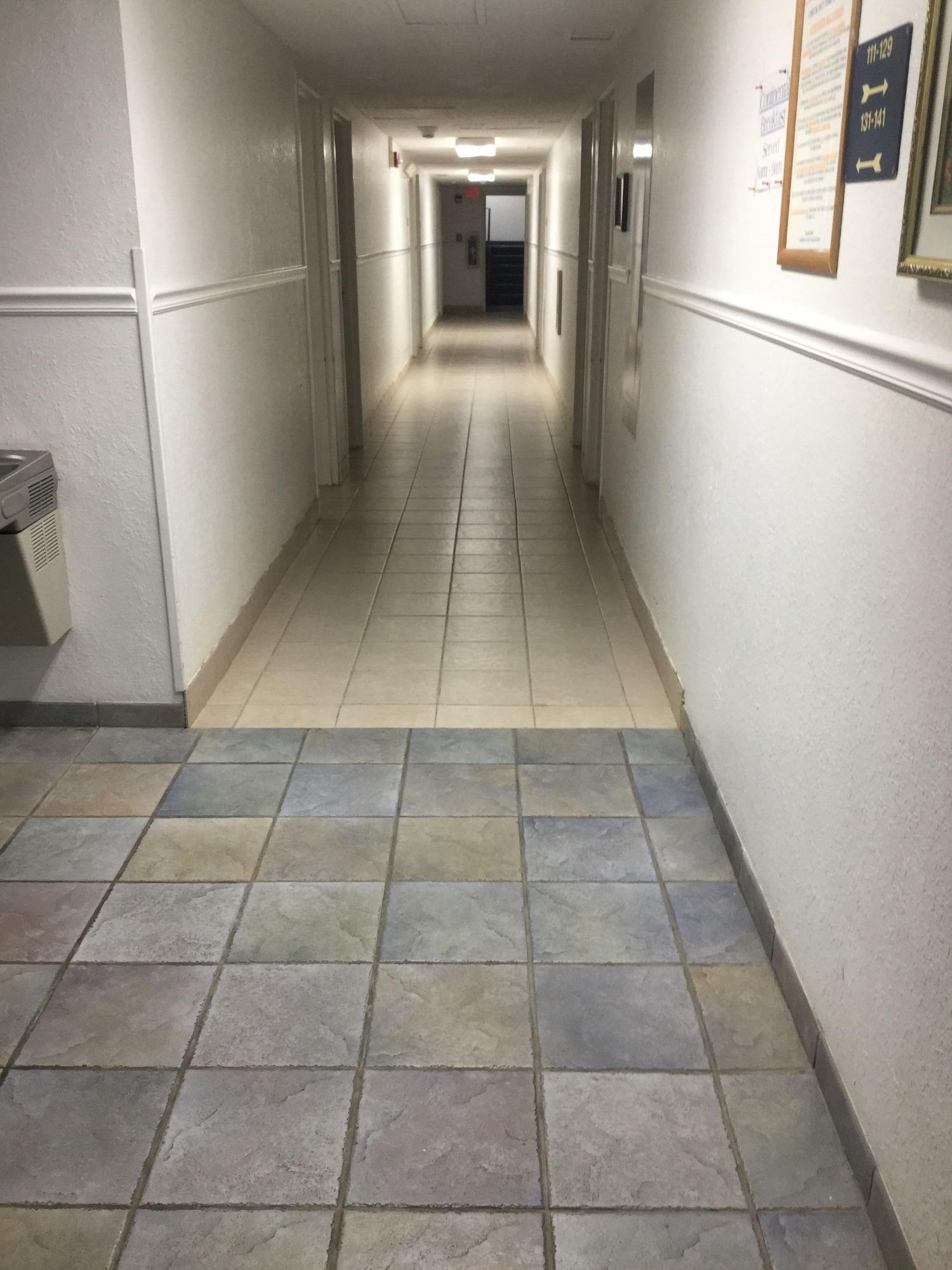 Americas Best Value Inn Jefferson City Exterior foto