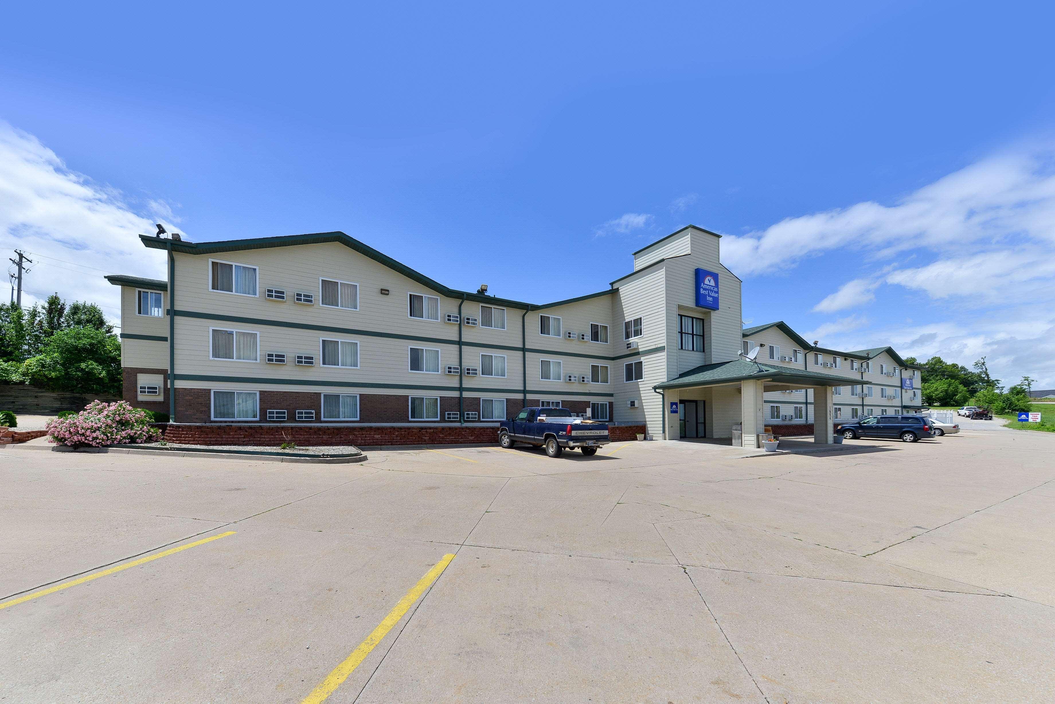 Americas Best Value Inn Jefferson City Exterior foto