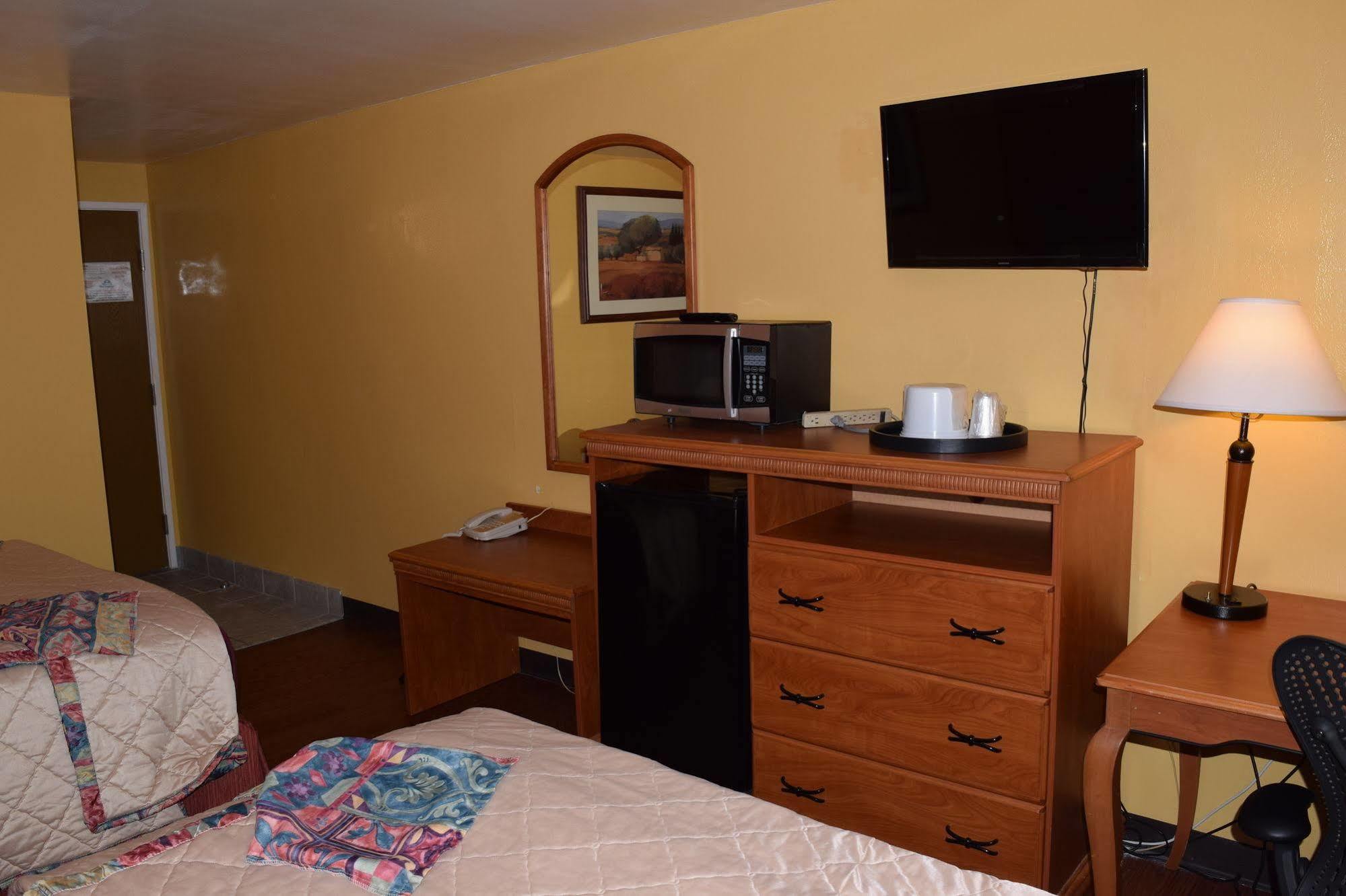 Americas Best Value Inn Jefferson City Exterior foto