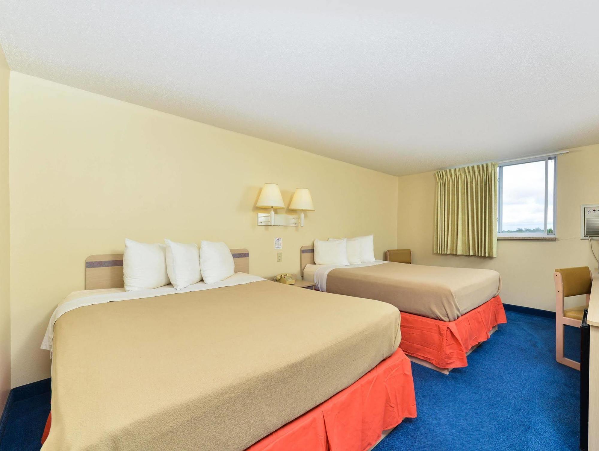 Americas Best Value Inn Jefferson City Exterior foto
