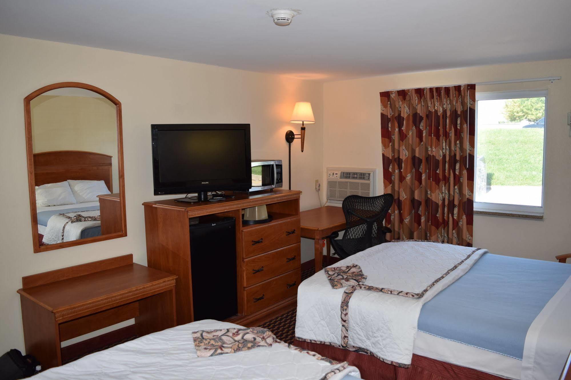 Americas Best Value Inn Jefferson City Exterior foto