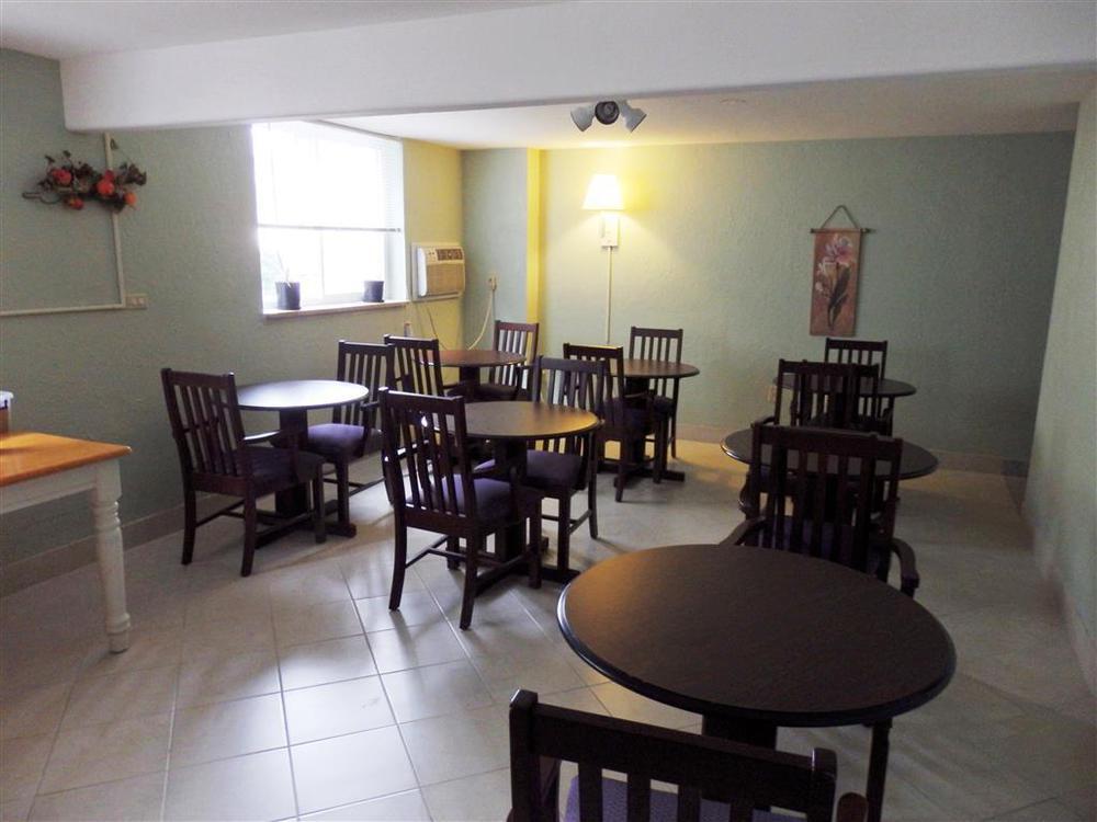 Americas Best Value Inn Jefferson City Restaurante foto