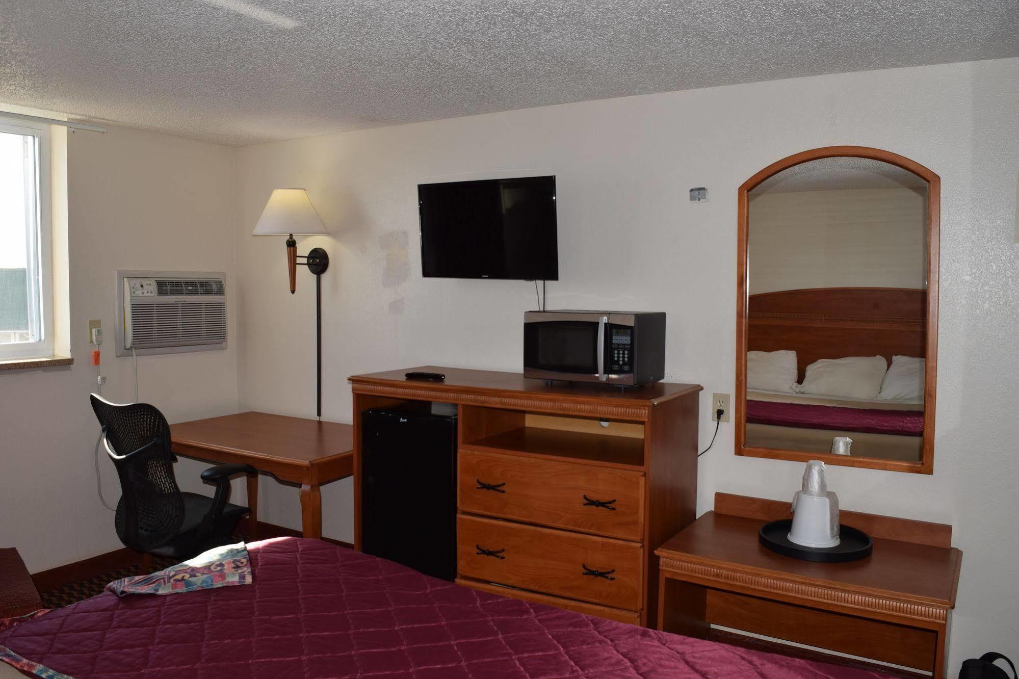 Americas Best Value Inn Jefferson City Exterior foto